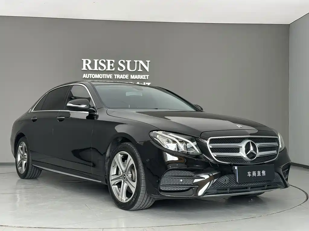 Mercedes-Benz E-Class — миниатюра 3