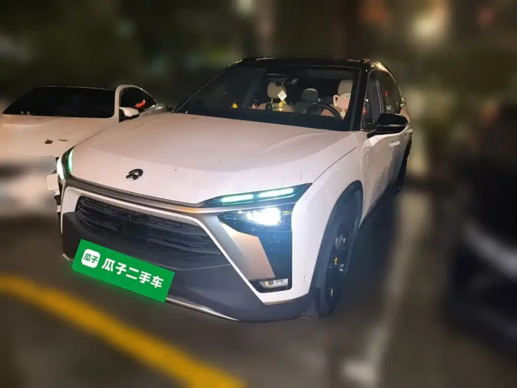 NIO ES8 — миниатюра 2