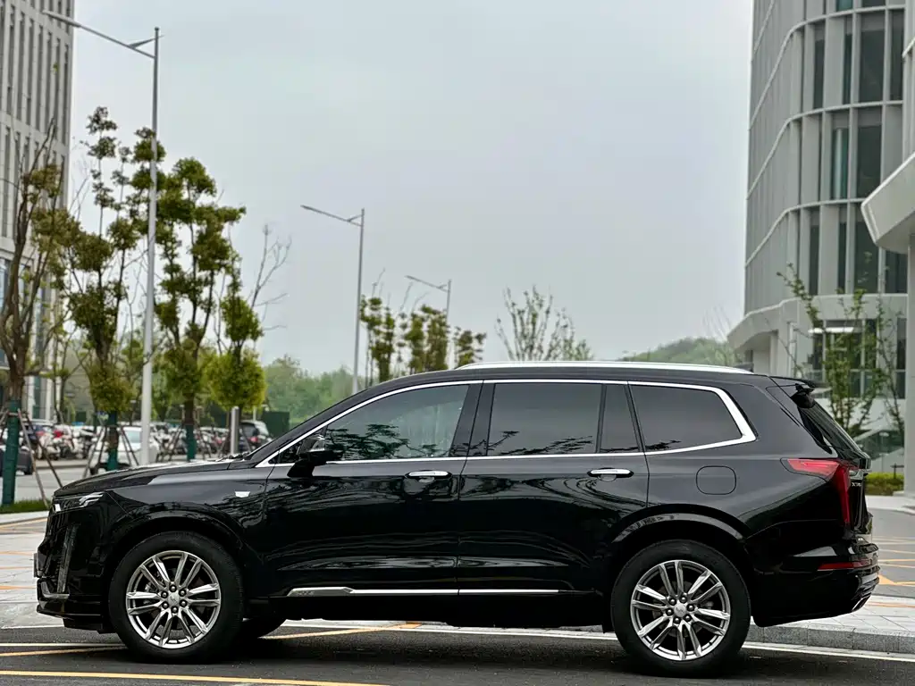 Cadillac XT6 — миниатюра 8