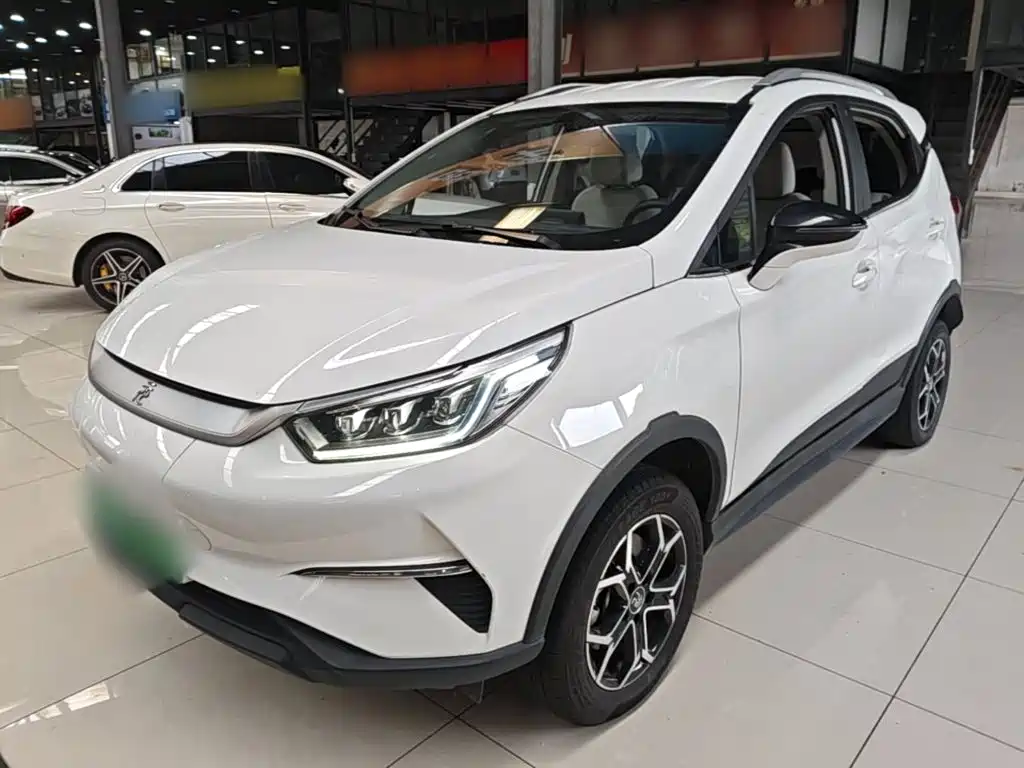 BYD Yuan Pro — миниатюра 2