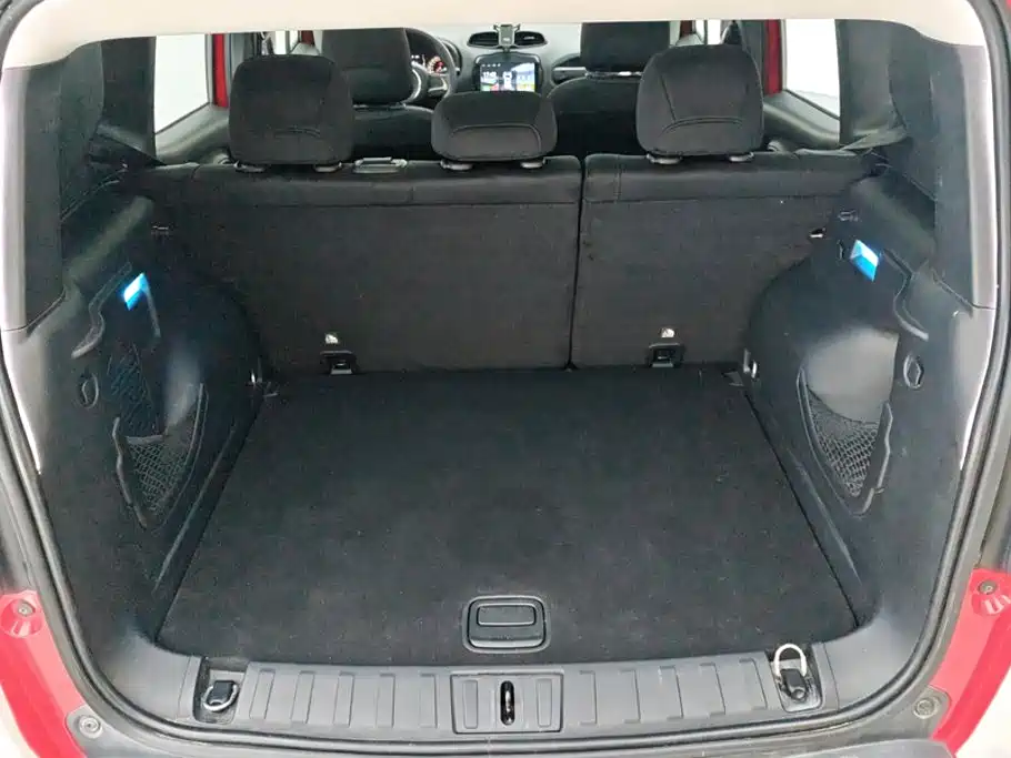 Jeep Renegade — миниатюра 4