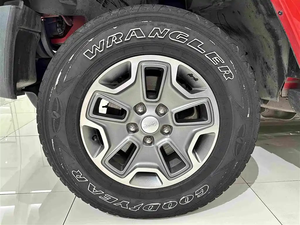 Jeep Wrangler — миниатюра 23