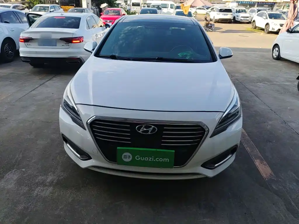 Hyundai Sonata — миниатюра 3