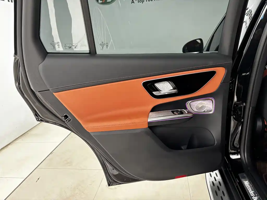 Mercedes-Benz GLC — миниатюра 21