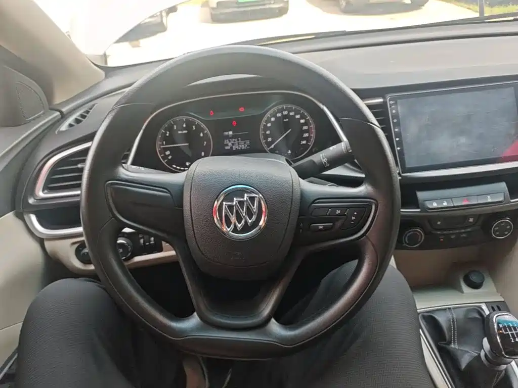 Buick Excelle — миниатюра 11