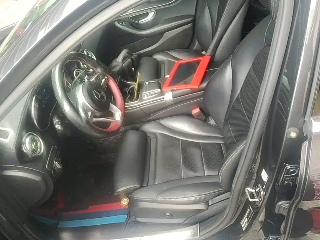 Mercedes-Benz C-Class — миниатюра 15