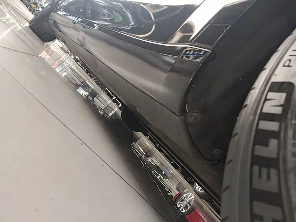 Tesla Model 3 — миниатюра 21