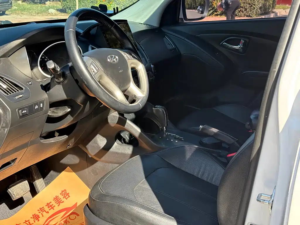 Hyundai ix35 — миниатюра 6