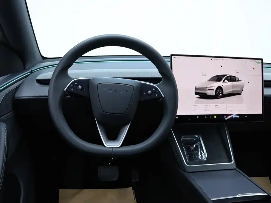 Tesla Model Y L — миниатюра 24