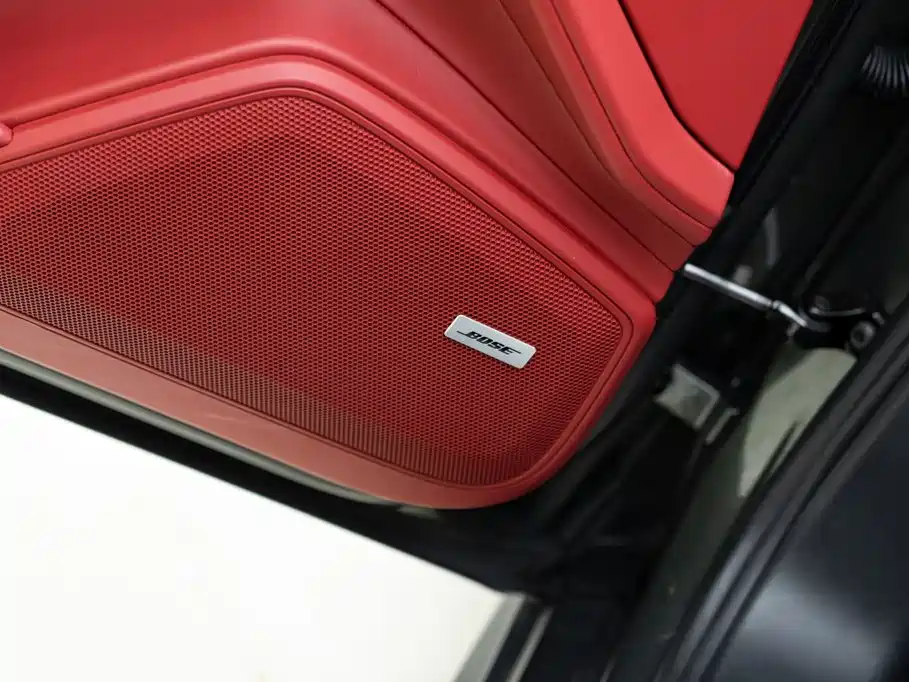Porsche Panamera — миниатюра 12