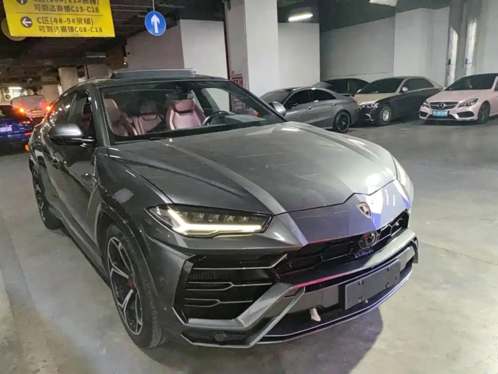 Lamborghini Urus — миниатюра 4