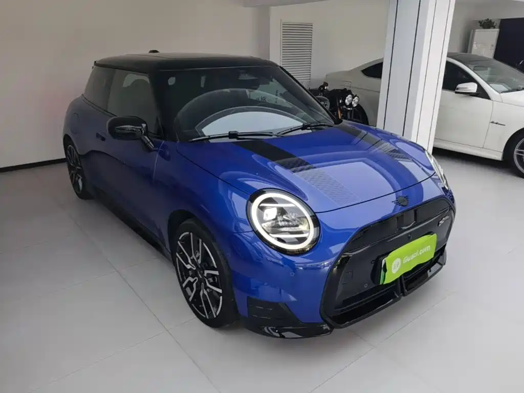MINI MINI COOPER EV — миниатюра 4