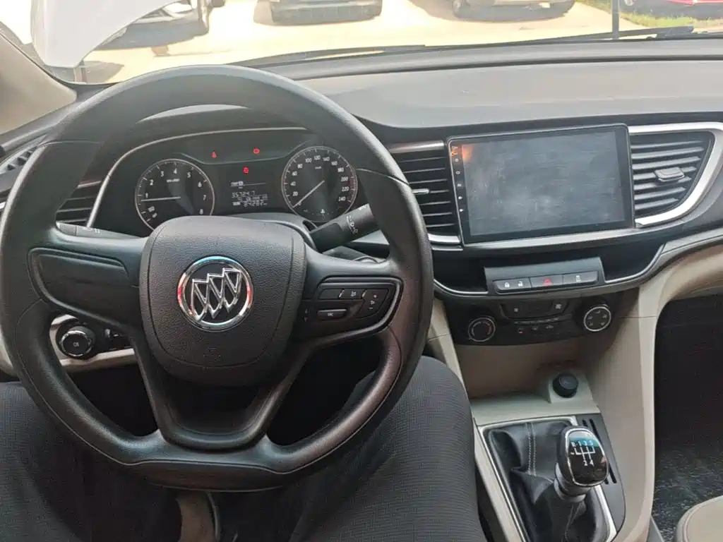 Buick Excelle — миниатюра 10