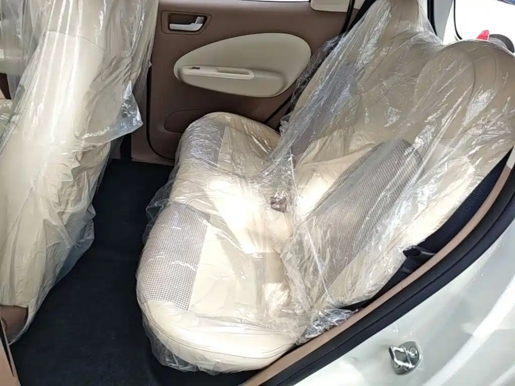 Wuling MINIEV — миниатюра 17