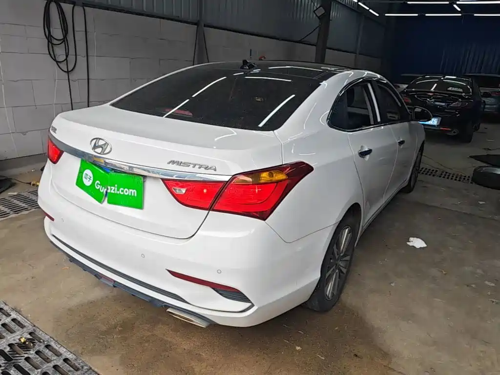 Hyundai Mistra — миниатюра 7