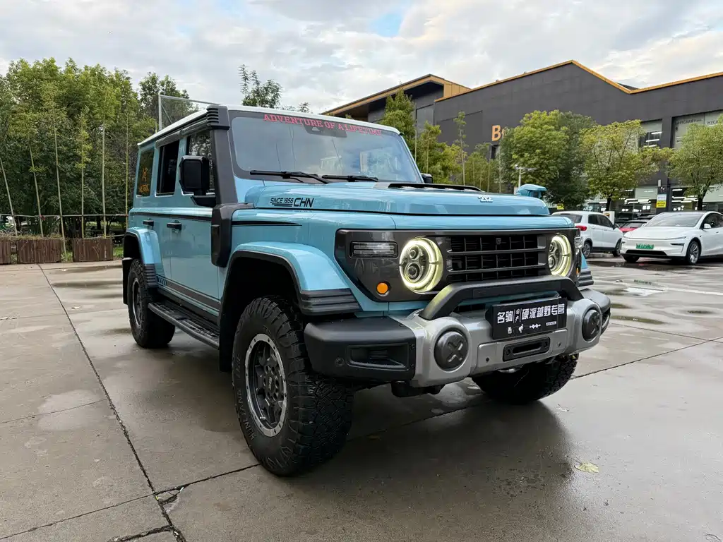 212 212 T01 — миниатюра 2