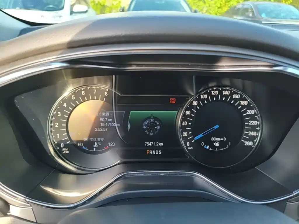 Ford Mondeo — миниатюра 12