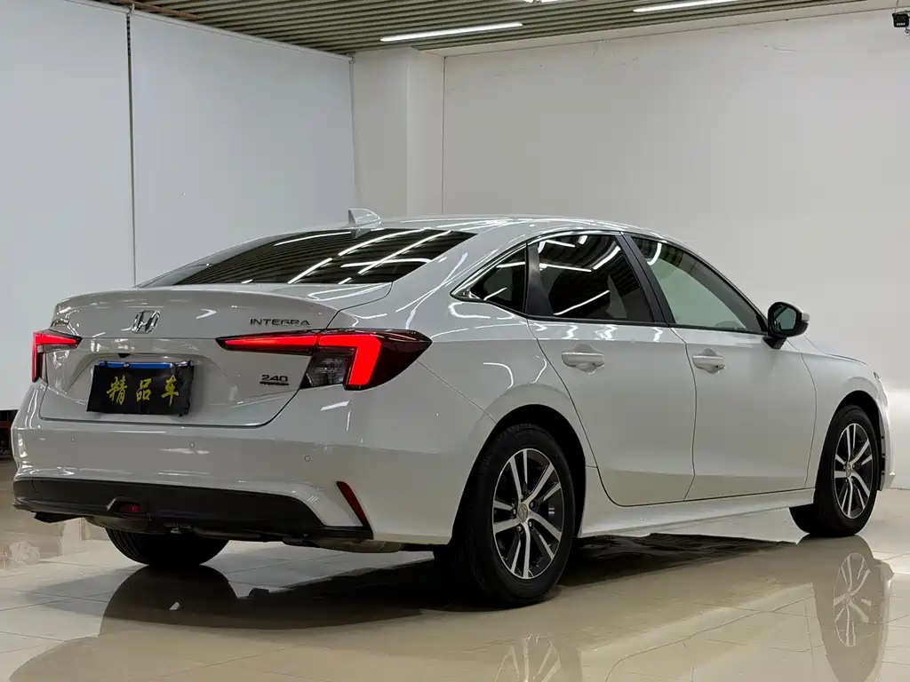 Honda Integra — миниатюра 9