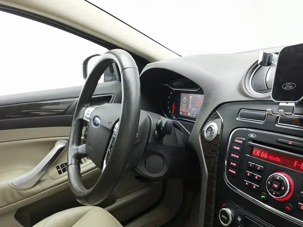 Ford Mondeo — миниатюра 22