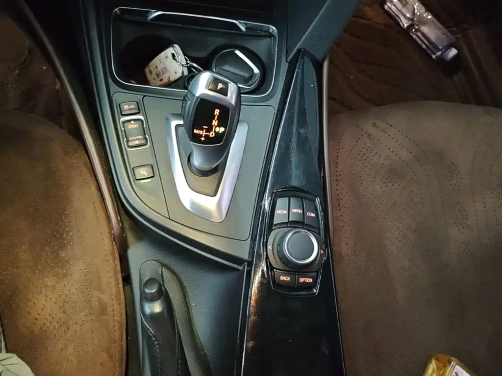 BMW 3 Series — миниатюра 14