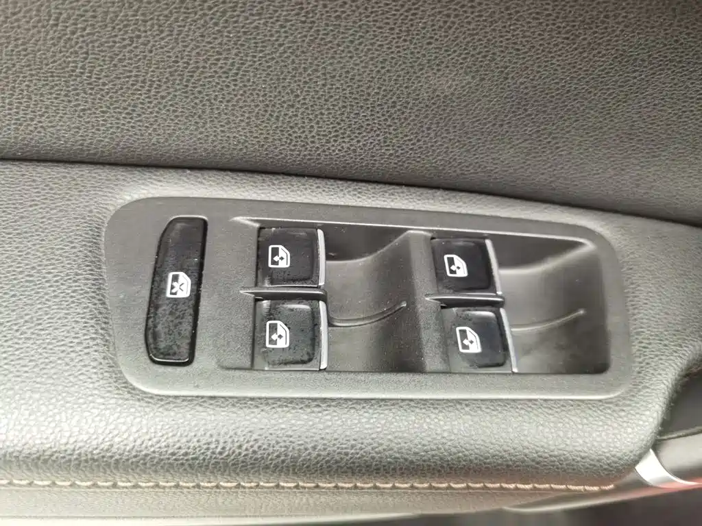 Volkswagen Golf Sportsvan — миниатюра 9