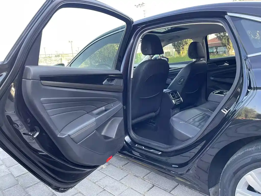 Volkswagen Passat — миниатюра 12