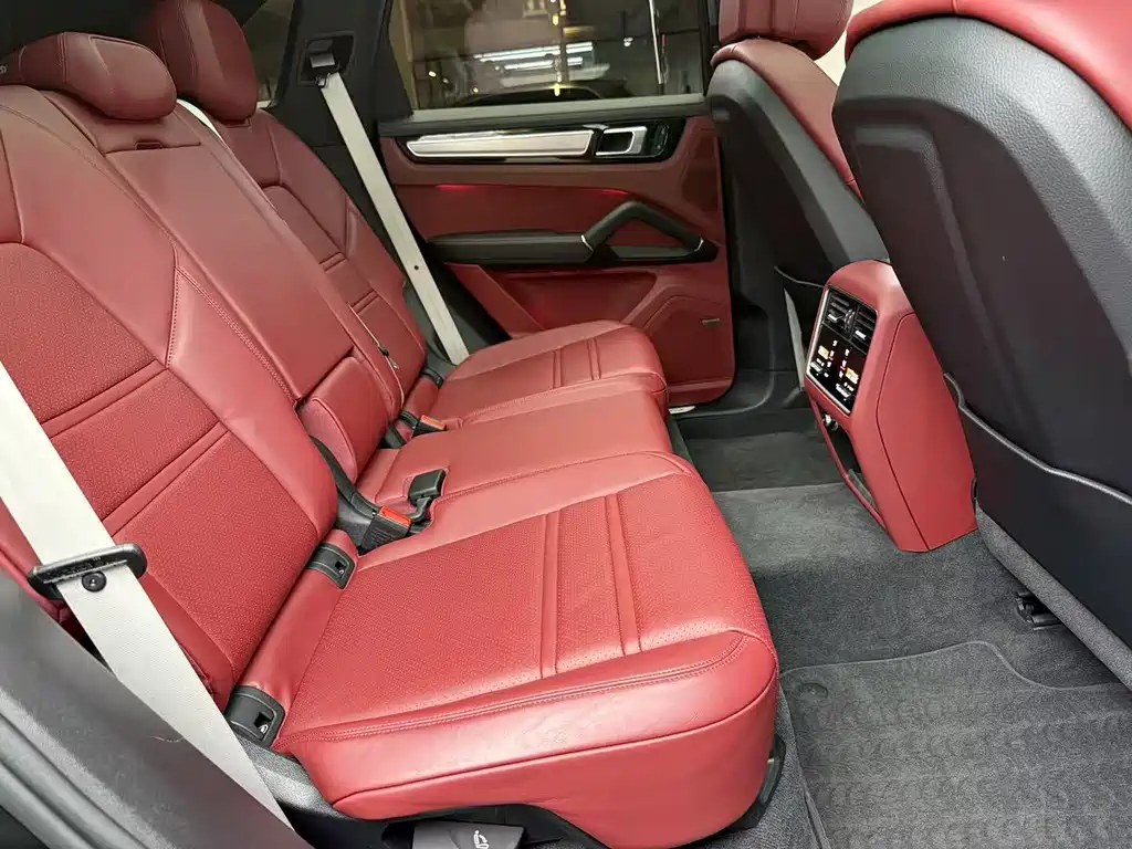 Porsche Cayenne Hybrid — миниатюра 12