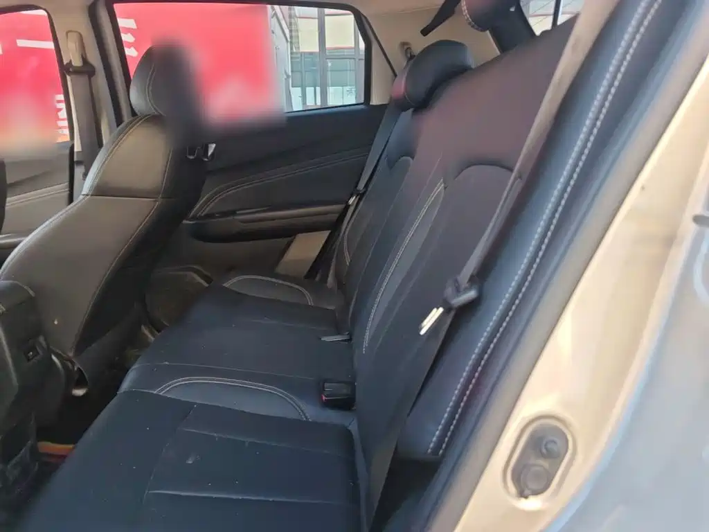 Geely Vision X3 — миниатюра 17