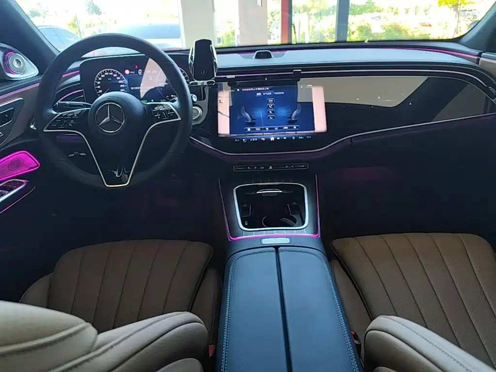 Mercedes-Benz E-Class New Energy — миниатюра 10