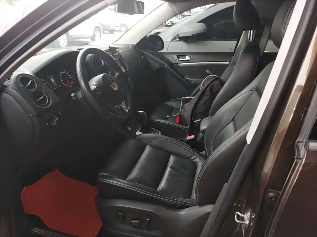 Volkswagen Tiguan — миниатюра 15