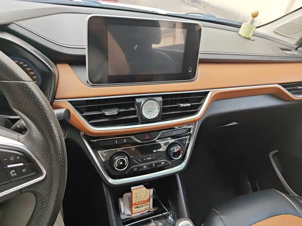Wuling Hongguang S3 — миниатюра 6