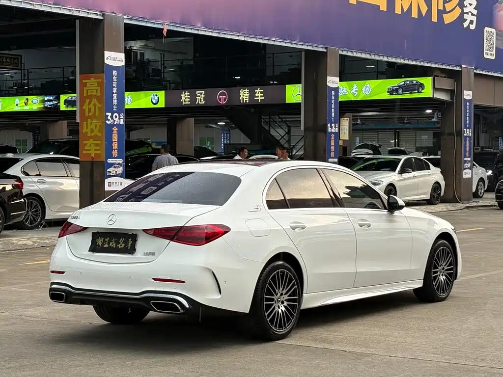Mercedes-Benz C-Class — миниатюра 17