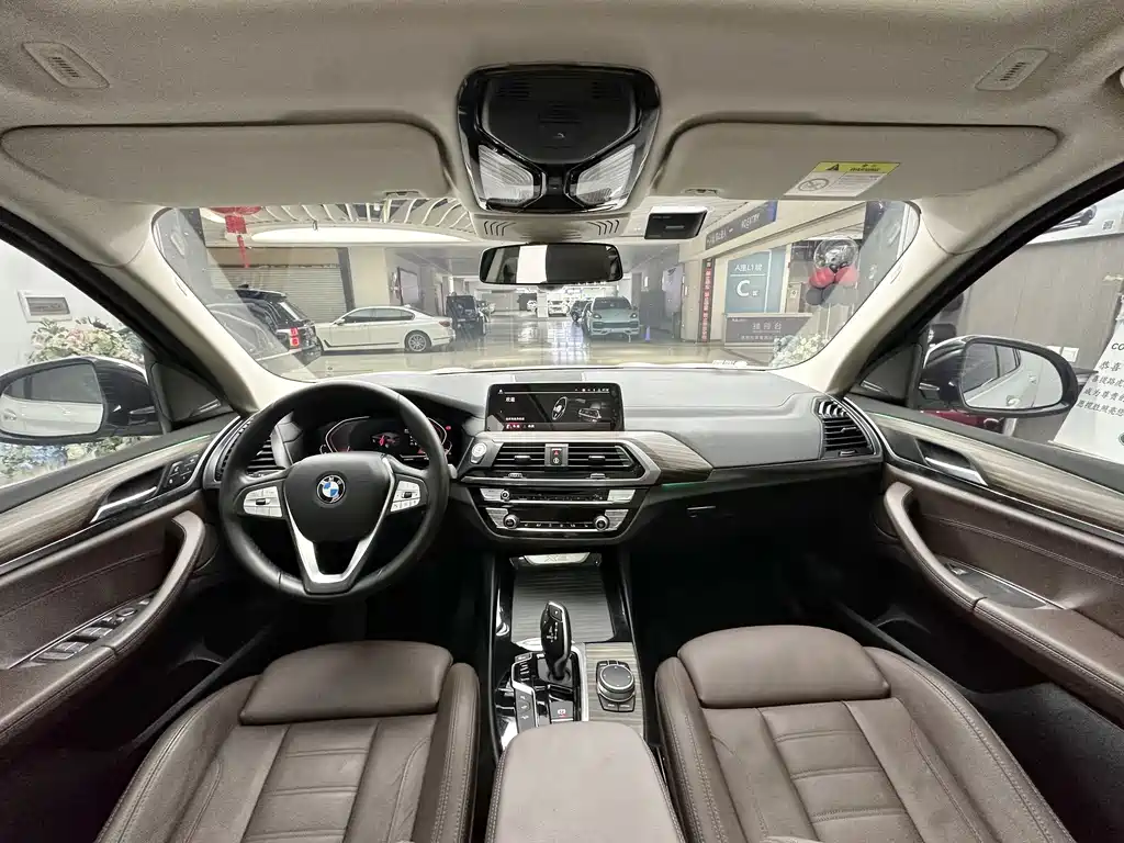 BMW X3 — миниатюра 9