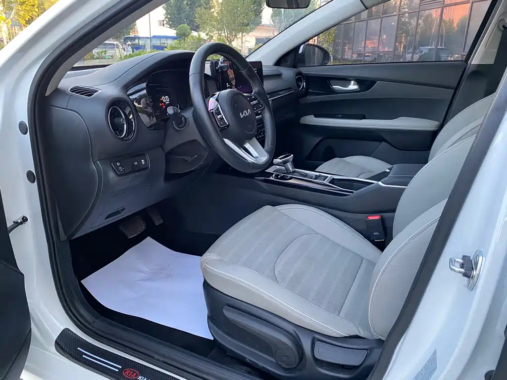 Kia K3 — миниатюра 4