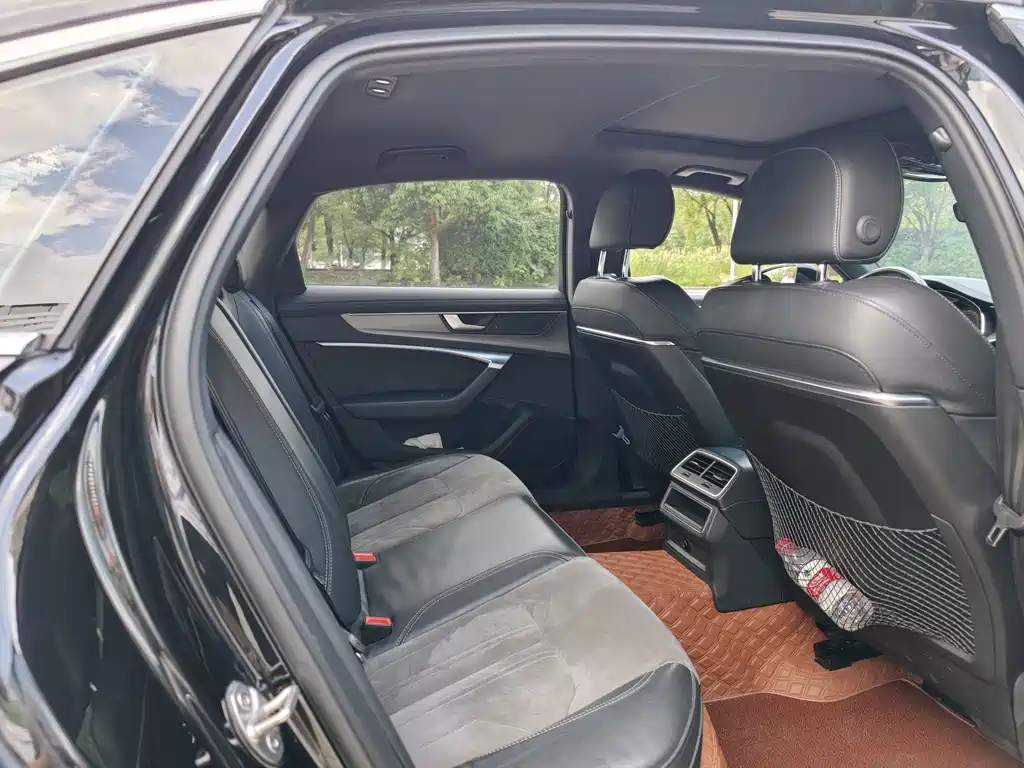 Audi A6L — миниатюра 15