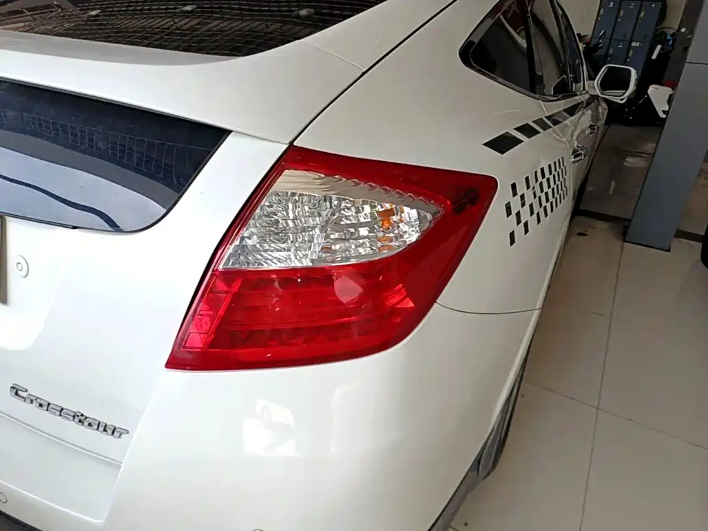 Honda Crosstour — миниатюра 8