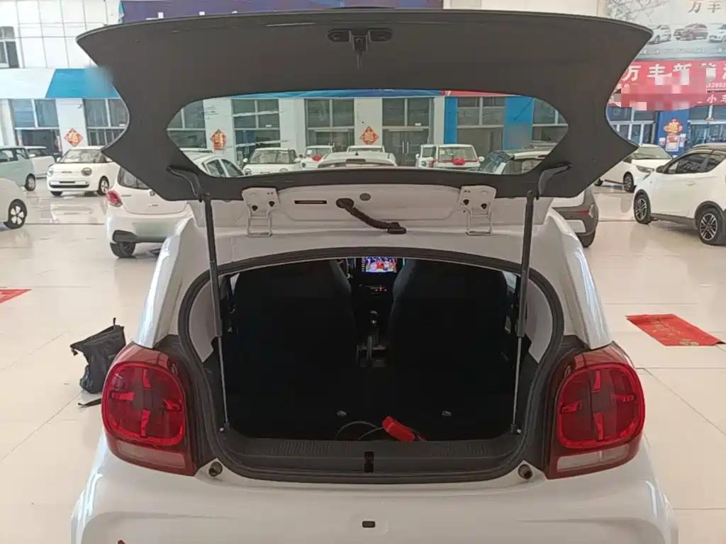 Roewe Clever — миниатюра 19
