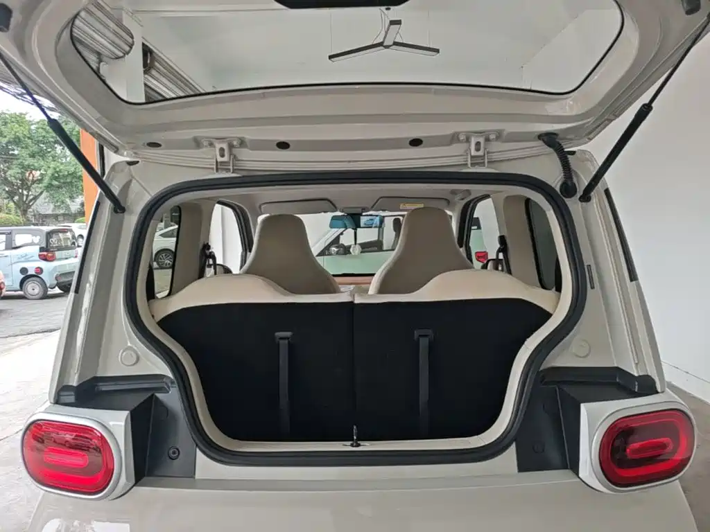 Wuling MINIEV — миниатюра 19