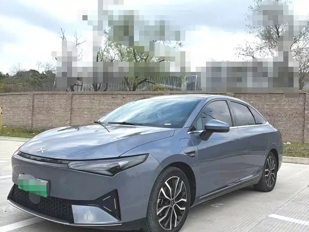 XPeng P5