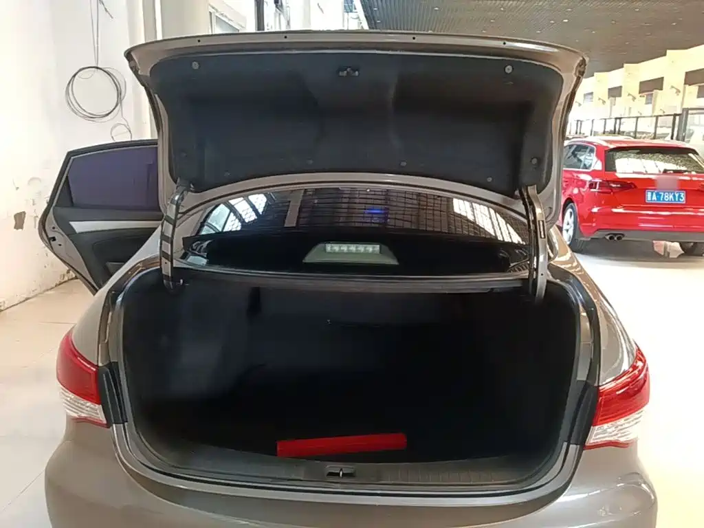 Nissan Sylphy — миниатюра 19