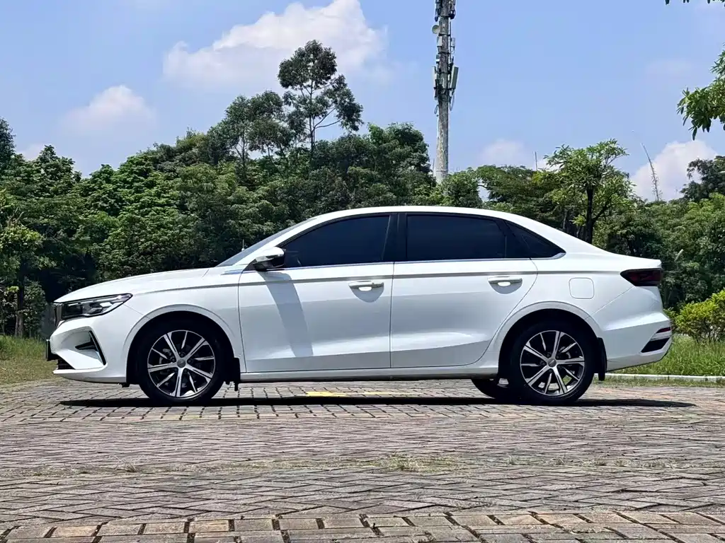 Geely Emgrand — миниатюра 8