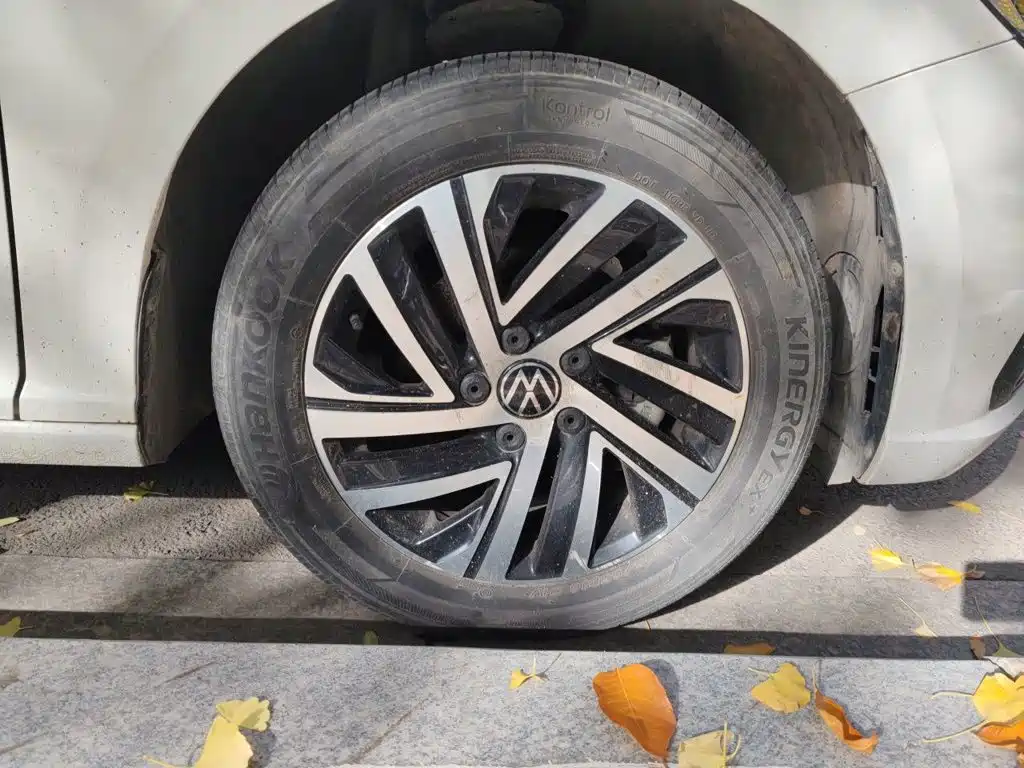 Volkswagen Lavida — миниатюра 24
