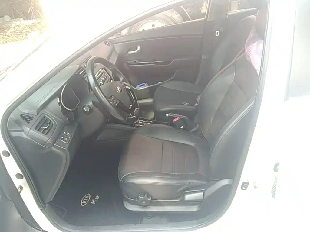 Kia K2 — миниатюра 15