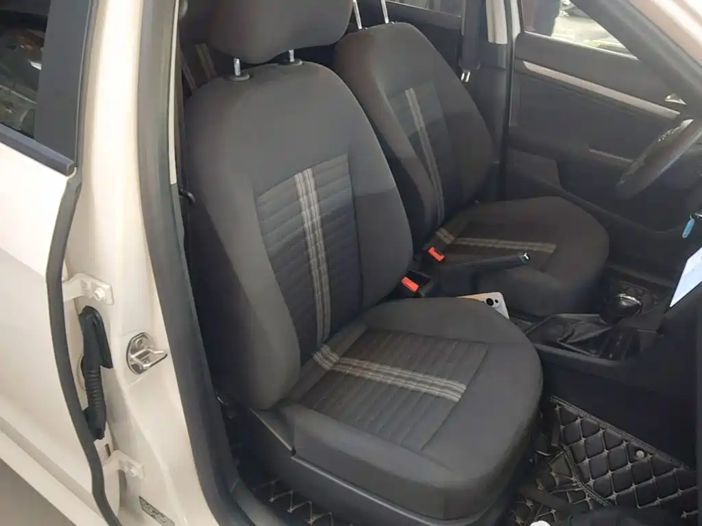 Volkswagen Lavida — миниатюра 25