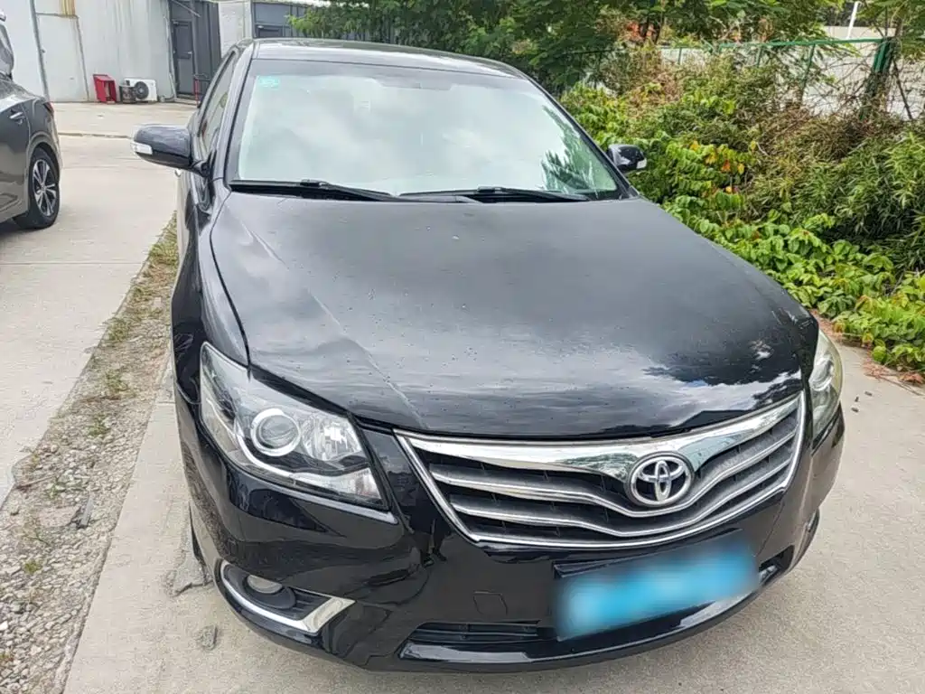 Toyota Camry — миниатюра 3