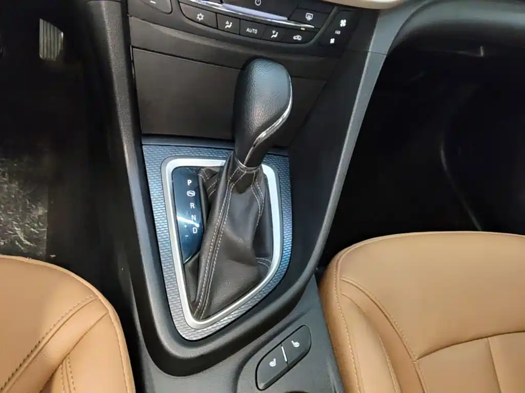Buick Excelle — миниатюра 14
