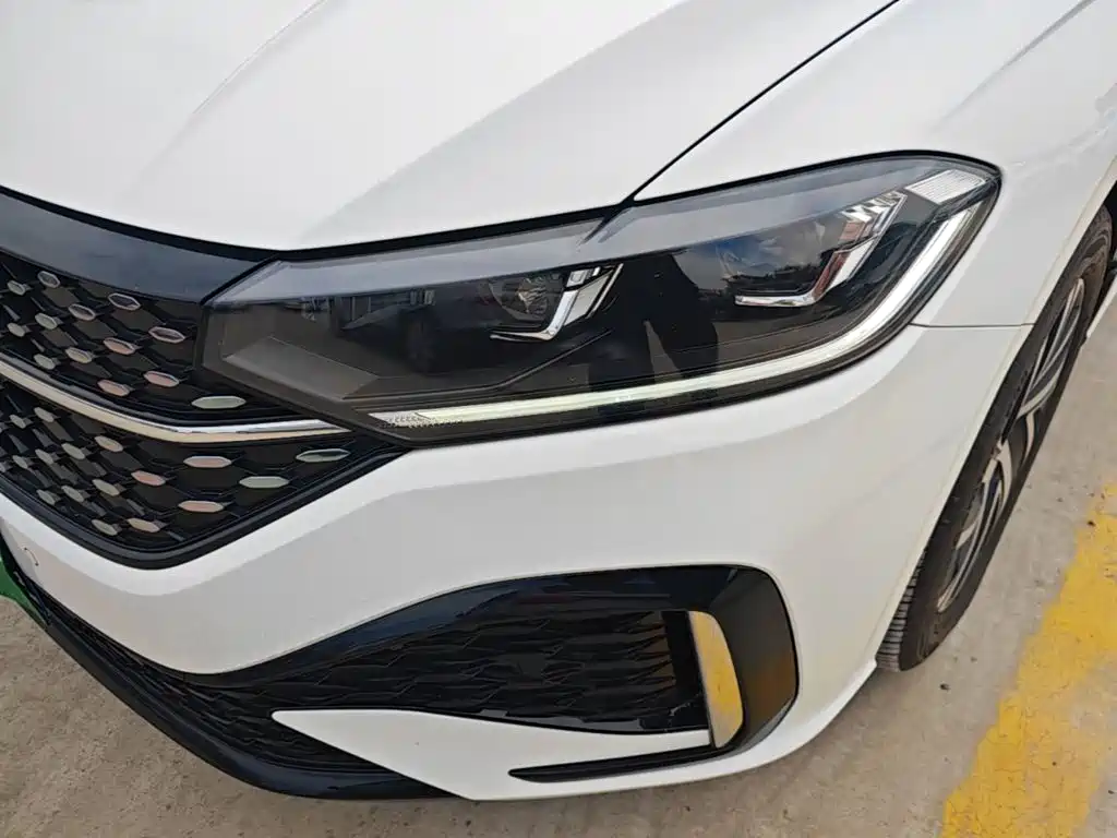 Volkswagen Lavida — миниатюра 24