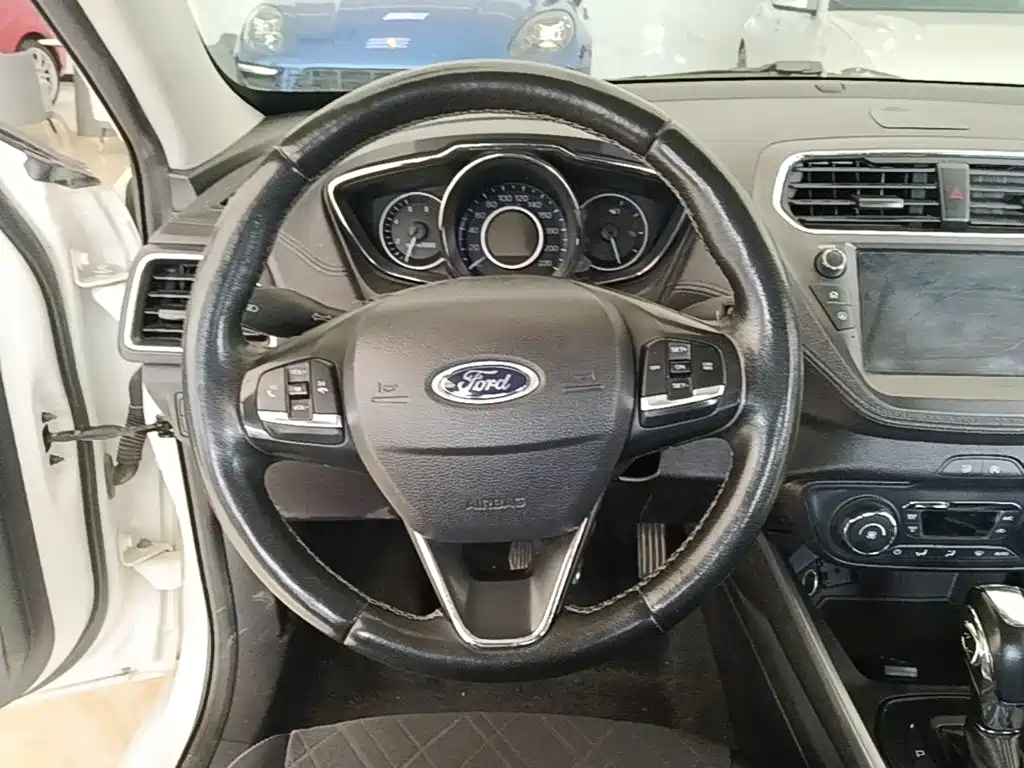 Ford Escort — миниатюра 11