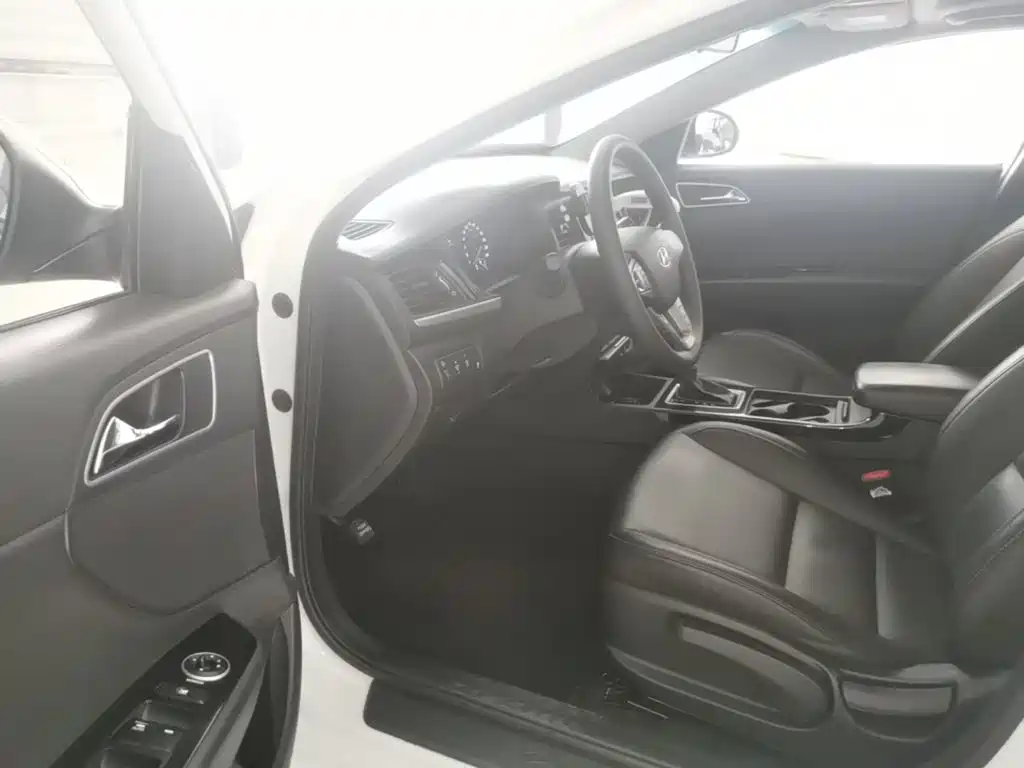 Hyundai Mistra — миниатюра 16