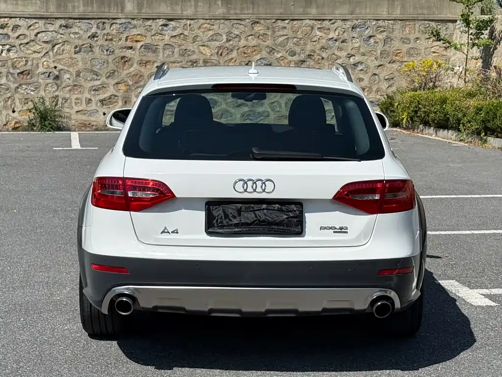 Audi A4 (Import) — миниатюра 6
